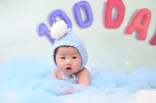 莱阳宝宝喜欢搓脚 莱阳宝宝喜欢搓脚